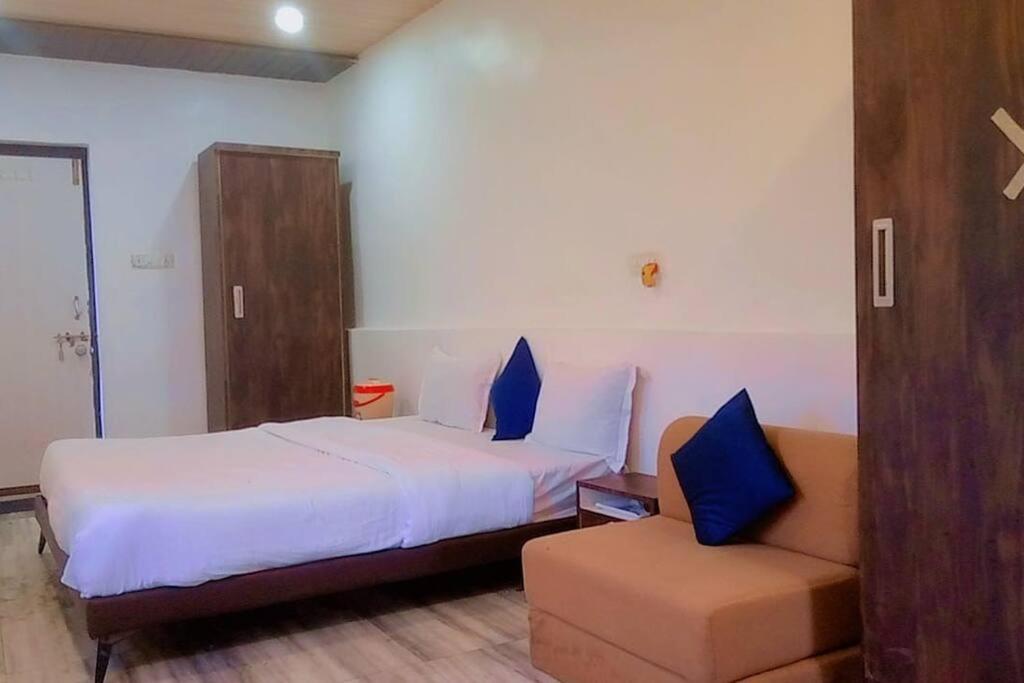 Valley Nest For 6-12 Pax Mount Abu Esterno foto