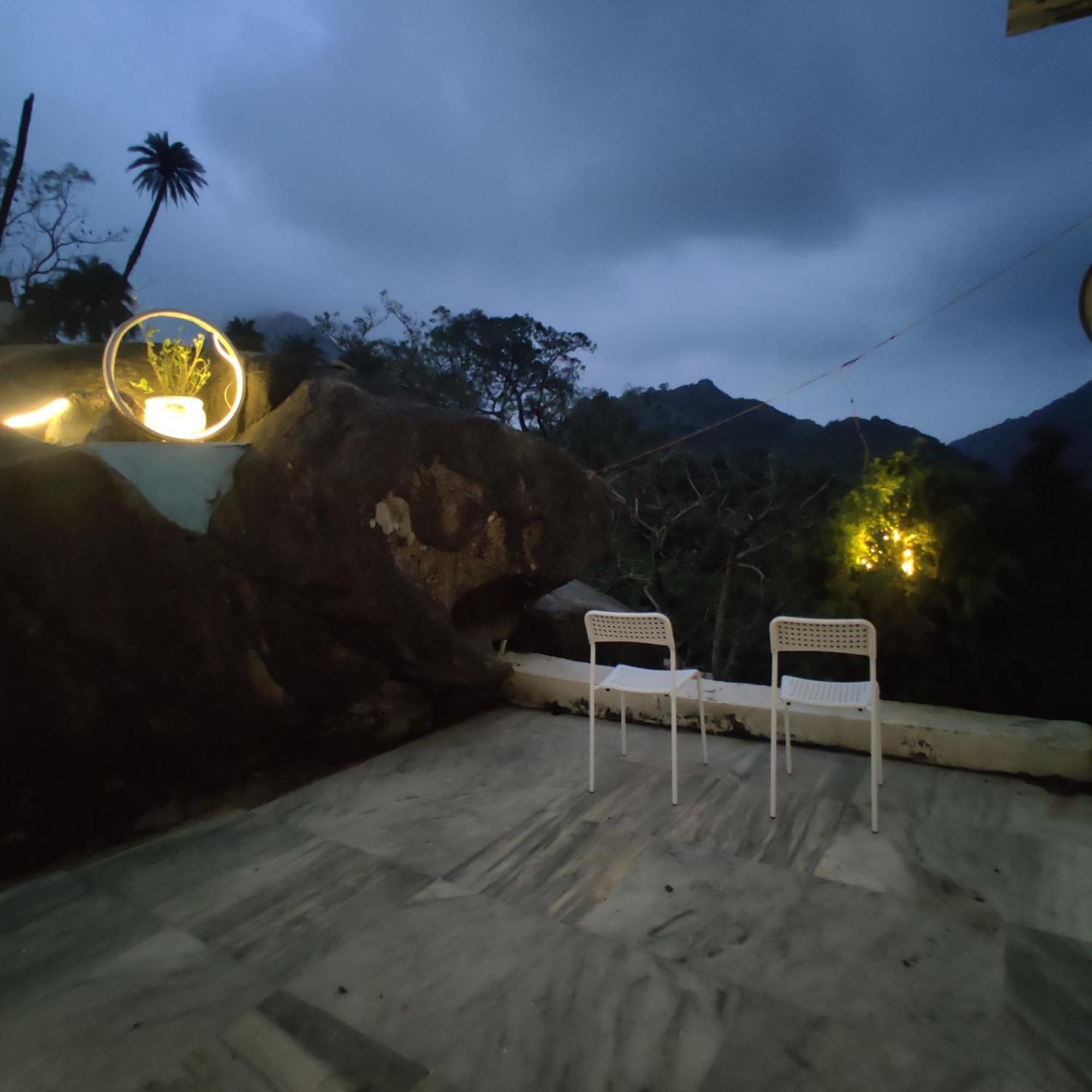 Valley Nest For 6-12 Pax Mount Abu Esterno foto